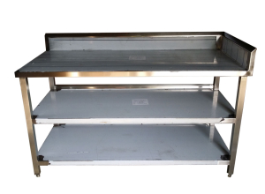 work-table-with-left-side-splash-1